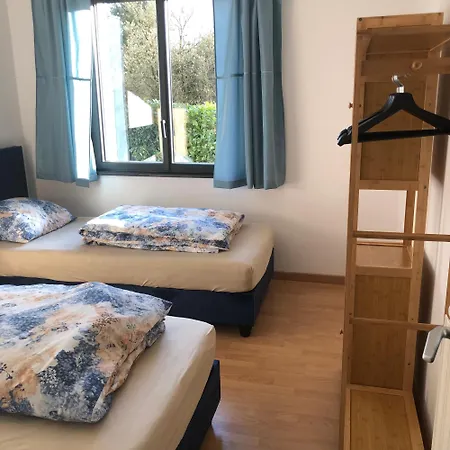 Cocoon De Holiday home